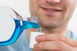 Dentist in Baton Rouge Choose the Best Mouthwash for You